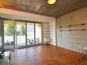 Pronájem bytu 2+kk, Praha - Vysočany, Ocelářská, 50 m2