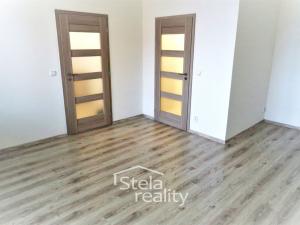 Pronájem bytu 1+1, Bruntál, U Rybníka, 35 m2