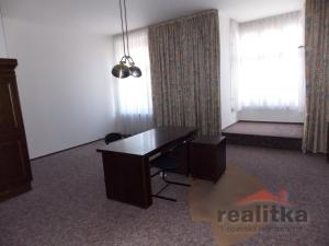 Pronájem kanceláře, Opava - Město, Masarykova třída, 148 m2