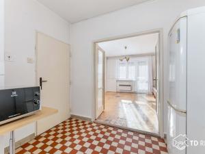 Prodej bytu 2+1, Oslavany, Letkovská, 52 m2