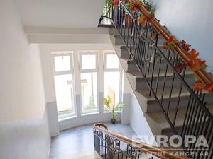 Prodej bytu 2+1, Nový Bor, Palackého náměstí, 67 m2