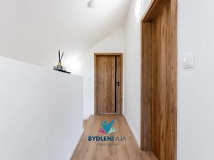 Prodej rodinného domu, Bystřany, 284 m2