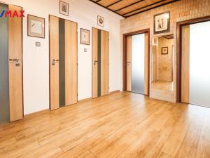 Prodej bytu 3+1, Praha - Chodov, Jažlovická, 75 m2