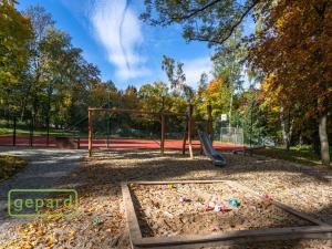 Prodej bytu 2+kk, Slaný - Kvíček, U Benaru, 62 m2