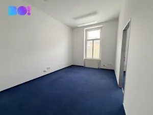 Pronájem kanceláře, Praha, Žerotínova, 420 m2