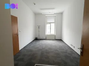 Pronájem kanceláře, Praha, Žerotínova, 420 m2