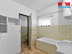 Prodej rodinného domu, Boseň, 200 m2