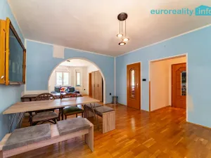 Prodej rodinného domu, Aš, Březová, 210 m2