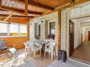 Prodej rodinného domu, Hora Svatého Šebestiána, 210 m2