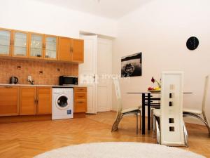 Pronájem bytu 2+kk, Praha - Nové Město, Mikulandská, 65 m2