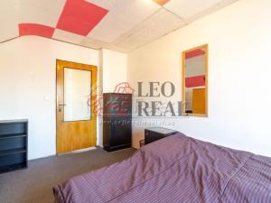 Pronájem bytu 2+1, Praha - Ruzyně, Kralupská, 52 m2