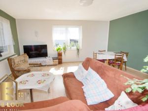 Prodej kanceláře, Jeníkovice, 228 m2