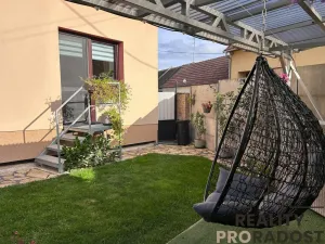 Prodej rodinného domu, Kuchařovice, Znojemská, 160 m2