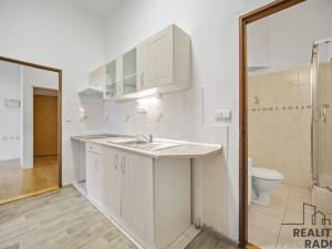 Pronájem bytu 2+kk, Pardubice, Smilova, 48 m2