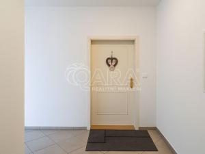 Pronájem bytu 2+kk, Praha - Dejvice, Paťanka, 64 m2
