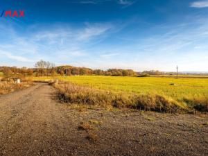 Prodej pozemku pro bydlení, Hajany, 1824 m2