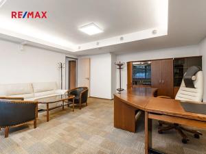 Pronájem kanceláře, Praha - Smíchov, Kováků, 103 m2