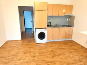 Pronájem bytu 1+kk, Poděbrady, Jeronýmova, 30 m2