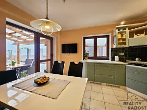 Prodej rodinného domu, Čebín, 208 m2