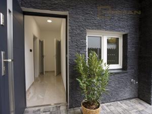 Prodej bytu 2+kk, Praha - Zbraslav, Elišky Přemyslovny, 63 m2