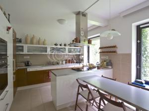 Pronájem rodinného domu, Praha - Kunratice, Ke hrádku, 417 m2