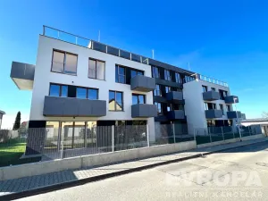 Pronájem bytu 1+kk, Praha - Dolní Chabry, Ústecká, 67 m2