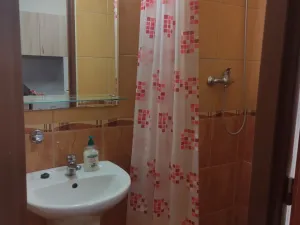 Pronájem bytu 1+1, Staré Město, Velehradská, 35 m2