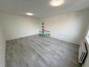 Prodej bytu 1+1, Ústí nad Labem - Severní Terasa, Šrámkova, 34 m2