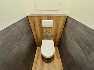 Prodej bytu 1+1, Ústí nad Labem - Severní Terasa, Šrámkova, 34 m2