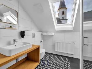 Prodej ubytování, Osečná, Svatovítské náměstí, 1005 m2