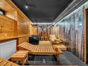 Prodej ubytování, Osečná, Svatovítské náměstí, 1005 m2