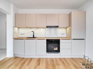 Pronájem bytu 2+kk, Ostrava - Poruba, Vietnamská, 41 m2