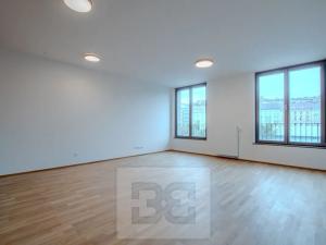 Prodej bytu 1+kk, Praha - Smíchov, Toyen, 42 m2