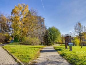 Prodej bytu 3+1, Praha - Kobylisy, Šimůnkova, 63 m2