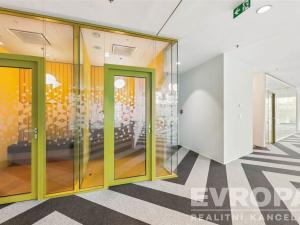 Pronájem kanceláře, Praha - Holešovice, Plynární, 648 m2