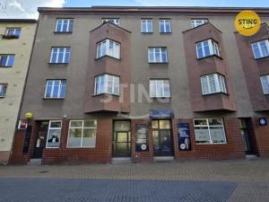 Pronájem kanceláře, Třinec, nám. Míru, 25 m2