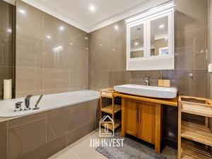 Prodej bytu 4+kk, Praha - Michle, Ohradní, 138 m2