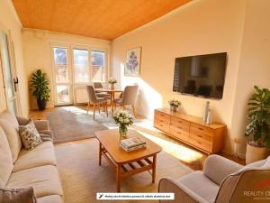 Prodej bytu 3+1, Děčín - Děčín II-Nové Město, Riegrova, 58 m2