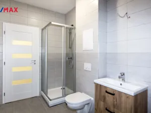 Prodej činžovního domu, Ústí nad Labem - Předlice, náměstí Prokopa Velikého, 576 m2