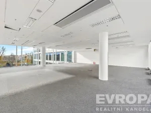 Pronájem kanceláře, Praha - Holešovice, Plynární, 670 m2