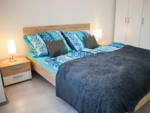 Pronájem bytu 2+kk, Praha, Vinohradská, 52 m2