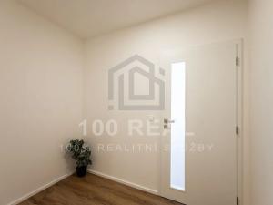 Pronájem bytu 1+kk, Hradec Králové, Průmyslová, 40 m2