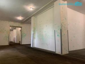 Pronájem skladu, Karlovy Vary, Sokolovská, 300 m2