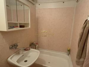 Pronájem bytu 1+kk, Praha - Černý Most, Ronešova, 34 m2