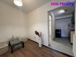 Pronájem bytu 2+kk, Žatec, Husitské náměstí, 60 m2