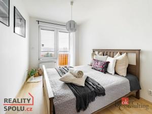 Prodej bytu 3+kk, Praha - Hloubětín, Nademlejnská, 80 m2