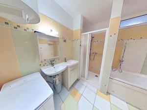 Pronájem bytu 2+kk, Nové Město na Moravě, Masarykova, 70 m2