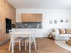 Pronájem bytu 2+kk, Brno - Komárov, Komárovská, 61 m2