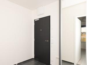 Pronájem bytu 2+kk, Praha - Vysočany, Pod Harfou, 61 m2