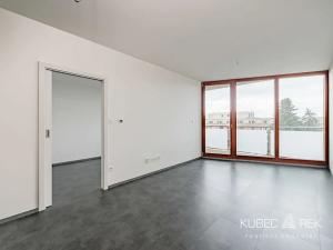 Pronájem bytu 2+kk, Sezimovo Ústí, náměstí Tomáše Bati, 52 m2